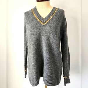 ZARA KNIT Grey Sweater with Gold Chain Detailed neck and cuffs. Relaxed Small.